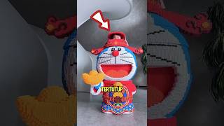 Pria ini Masuk Kedalam Kostum Doraemon Super BESAR [upl. by Latreshia388]