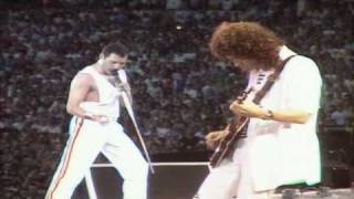 Queen  I Want To Break Free Live At Wembley [upl. by Arved]