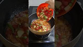 Veg pulao Recipe aliamubashirvlogs recipe food aliamubasharvlogs foodshorts [upl. by Evvie]