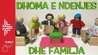 Dhoma e ndenjes dhe familja [upl. by Llebanna]