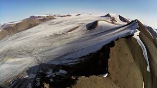 Flying from Eureka to northern Ellesmere Island July 11 2015 [upl. by Aicilet]