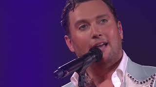 Tino Martin – Ik Blijf Bij Jou  Ik Ben Een Gokker Viva Las Vegas Live in de Ziggo Dome 2022 [upl. by Buddy]