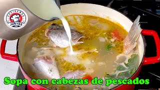 Sopa con muchas cabezas de pescados y con vegetales [upl. by Jasik]