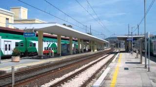 Nuovissimi Annunci Pazzi e Assurdi della Stazione Ferroviaria [upl. by Colson]