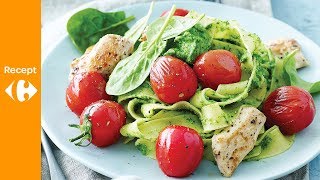 Tagliatelle met kip spinazie en avocadocrème en gegrilde tomaten [upl. by Fredericka]