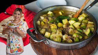 This will be your NEW favorite PICADILLO CON CALABACITAS EN SALSA VERDE Recipe [upl. by Norrej]