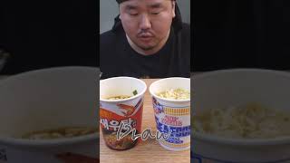 새우탕 한일전 KOR vs JPN Ramen Battle [upl. by Monreal]