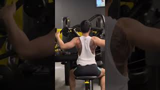 Pulldown Machine💪🏻🏋️‍♀️backworkout fitfam motivationalquotes shorts viral [upl. by Broddie]