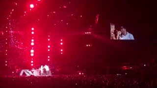 Carrie Underwood and Sam Hunt  Heartbeat Live at C2C 2016 O2 London UK 120316 [upl. by Aivart85]