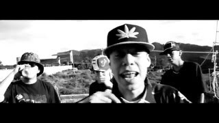 quotBien SanosquotSanta Fe Klan Ft Chetios Ayala Ft Kuartel462 Video Oficial [upl. by Pacificas]