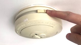 Remove SMOKE ALARM Cover amp Replace Battery  GUARDIAN SD4 [upl. by Mahala]