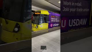 trams tram train manchestertrain transport manchesterpiccadilly piccadilly [upl. by Garris]