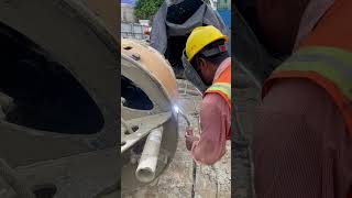 Welding gap of Burkett for rock drilling borepile civilengineering [upl. by Ewell]