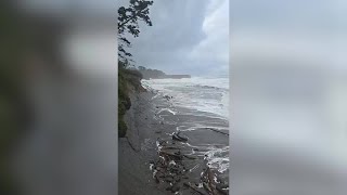 Damn dude Early king tide action caught on camera on the Oregon Coast [upl. by Leodora]