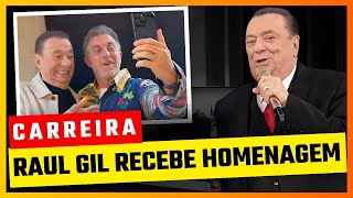 RAUL GIL SE EMOCIONA COM HOMENAGEM E REVELA APOSENTADORIA NO PROGRAMA DOMINGÃO [upl. by Etnauq614]