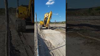 Máquinas Pesadas Trabalhando na Construção fazenda gado agro construção sitio [upl. by Eirrab]