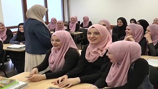 Islamic School in Bosna With Beautiful Nasheed Amantu Billahi [upl. by Gonagle158]