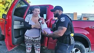 Louisville Police Officer Save Unconscious Newborn Baby [upl. by Barrow144]