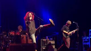 EDIE BRICKELL amp NEW BOHEMIANS  “What I Am” 102218 [upl. by Aer562]