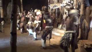 南ア シャカランド ズールー族の踊り Zulu Dance at Shakaland South Africa [upl. by Rez582]