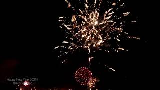 Fireworks in Waipahu New Years Eve 2021 on Oahu Hawaii [upl. by Mychael]