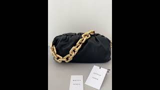 bottega veneta—𝘵𝘩𝘦 𝘤𝘩𝘢𝘪𝘯 𝘱𝘰𝘶𝘤𝘩 Chain Cloud Bag [upl. by Eivla]