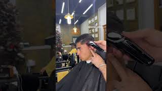 Raspando o Cabelo do Cliente barber hairstyle barbershop cortedecabelocurto haircutting [upl. by Wickner]