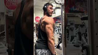 Triceps workout fitness motivation fitnesscoach triceps tricepworkout tricep armsworkout fit [upl. by Noiztneb]