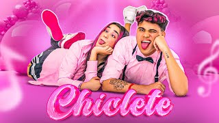 CHICLETE  EMILLY VICK E ROBSON clipe oficial [upl. by Obeded]