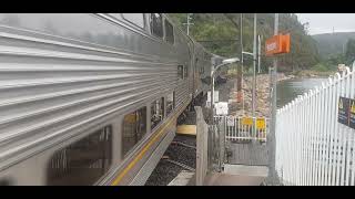 What its like to board a V Set at Wondabyne [upl. by Firman]