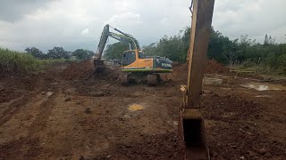 OPERADORES Y EXCAVADORES está en vivo trabajo de excavaciónes profunda para arreglo de tuberías [upl. by Arda]