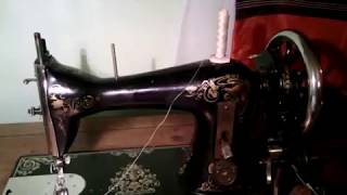 How to thread a vintage sewing machine Gritzner [upl. by Ralip]