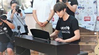 181029 NCT Jaemin playing piano in Vietnam  River flows in you [upl. by Erda]