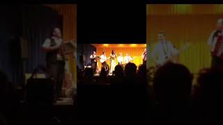 Oeschs die Dritten  Zillertaler Bravour Jodler youtubeshorts yodel singing [upl. by Onaimad444]