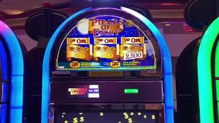 Jackpot Handpay MAX BET VGT Slots  Pieces of Eight and Freedom Reels at Choctaw Casino Magic Slots [upl. by Caryl]