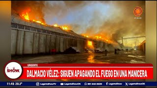 Siguen apagando el incendio en una manicera de Dalmacio Vélez [upl. by Annawd]