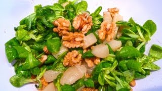 Walnuss Salat mit Birne Rezept mit Bratkartoffeln  einfach Kochen [upl. by Johannes]