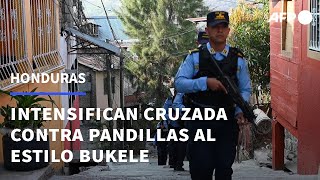 Honduras intensifica en las barriadas la cruzada contra pandillas al estilo Bukele  AFP [upl. by Solracnauj]