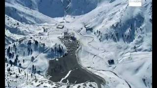 Glorioso Mester  Los Pirineos desde el aire [upl. by Kennett892]