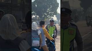 Jalan kaki sehat polisimenyapa viralvideo viralshort [upl. by Ellehcram]