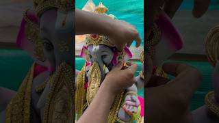 Diamond work on ganpati 🙏🏼 bappa viral love trending shorts ganpati2024 [upl. by Timothy]