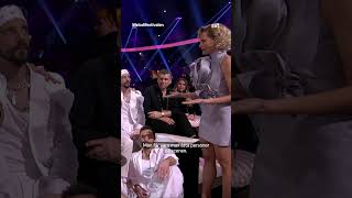 Björnzone takeover i green room 🕺 Streama Melodifestivalens final på SVT Play melodifestivalen [upl. by Petula277]