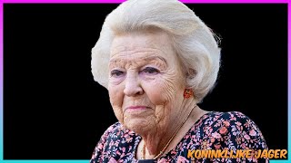 Hartverscheurend Prinses Beatrix in de steek gelaten door familie is heel eenzaam [upl. by Rinaldo732]