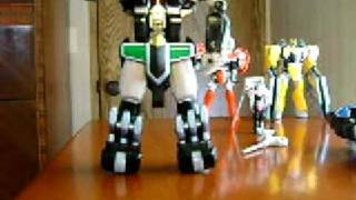 Power Rangers Mystic Force Mystic Titan Megazord Review Part 1 [upl. by Larual268]