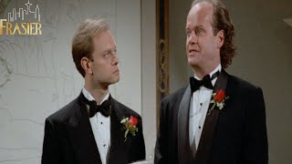 Frasier S02E23 The Innkeepers  Review [upl. by Assela163]