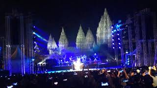 YANNI  SANTORINI  Live at Prambanan Jazz 2019 [upl. by Asnerek416]