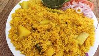 Yellow Aloo Tahari Recipe  Easy amp Quick One Pot Rice recipe  Aloo Tahari [upl. by Onirefes]