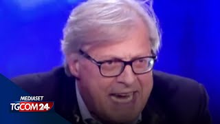 Vittorio Sgarbi perde le staffe con Vladimir Luxuria quotHai il co Eri o no un uomoquot [upl. by Ivo]