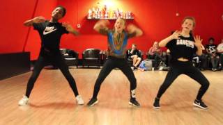 Dj Rivaa  Duren Dingen Kopen Remix  Petit Afro Choreo [upl. by Hilaria]