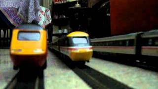 Hornby Trains  Class 47 Diesel Locomotive Intercity Pulls 10 Coaches [upl. by Saudra]